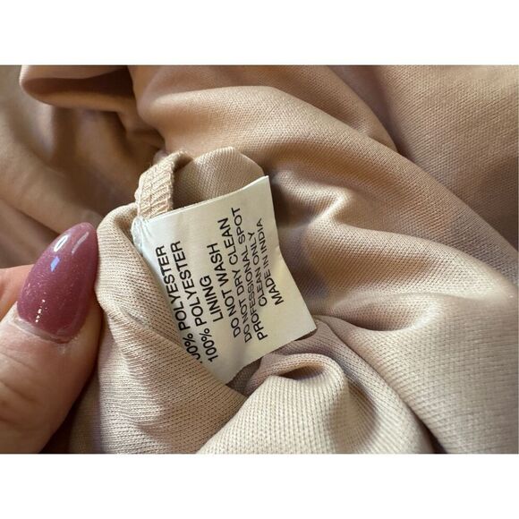 NWT MAC DUGGAL Embellished Illusion High Neck Cap Sleeve Gown 5619 size 10 - Picture 6 of 15